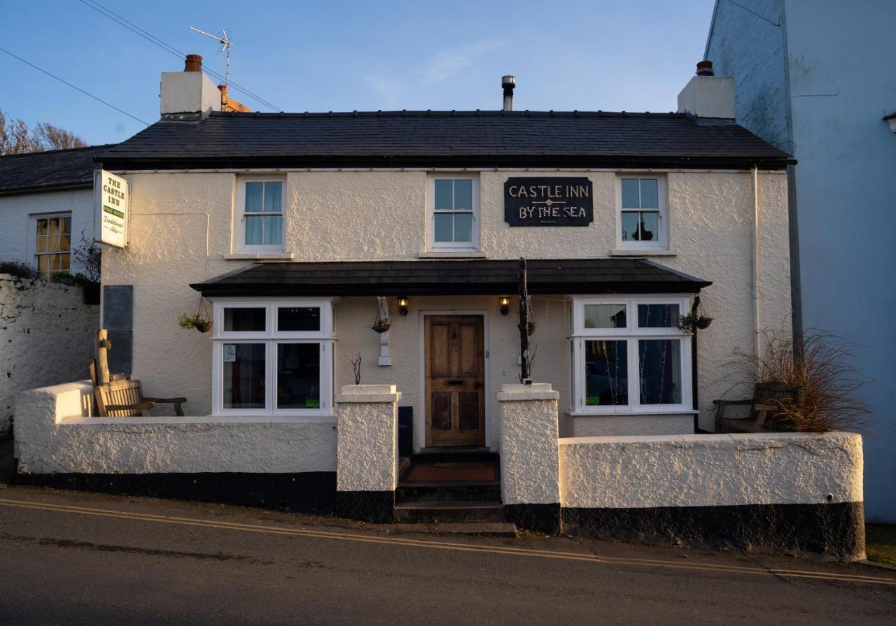 The Rum Shack Manorbier Castle Inn Εξωτερικό φωτογραφία